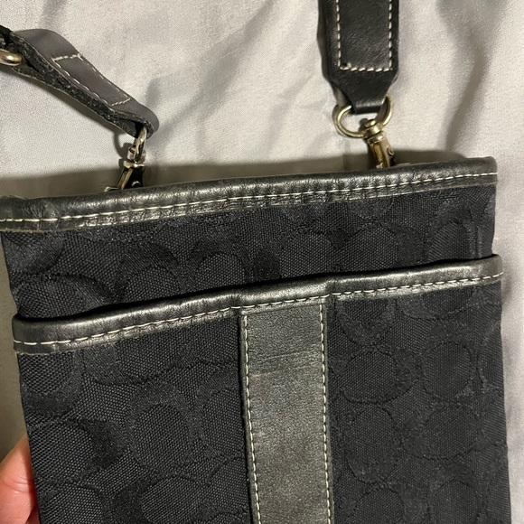 Rare Coach Crossbody - Picture 2 of 5